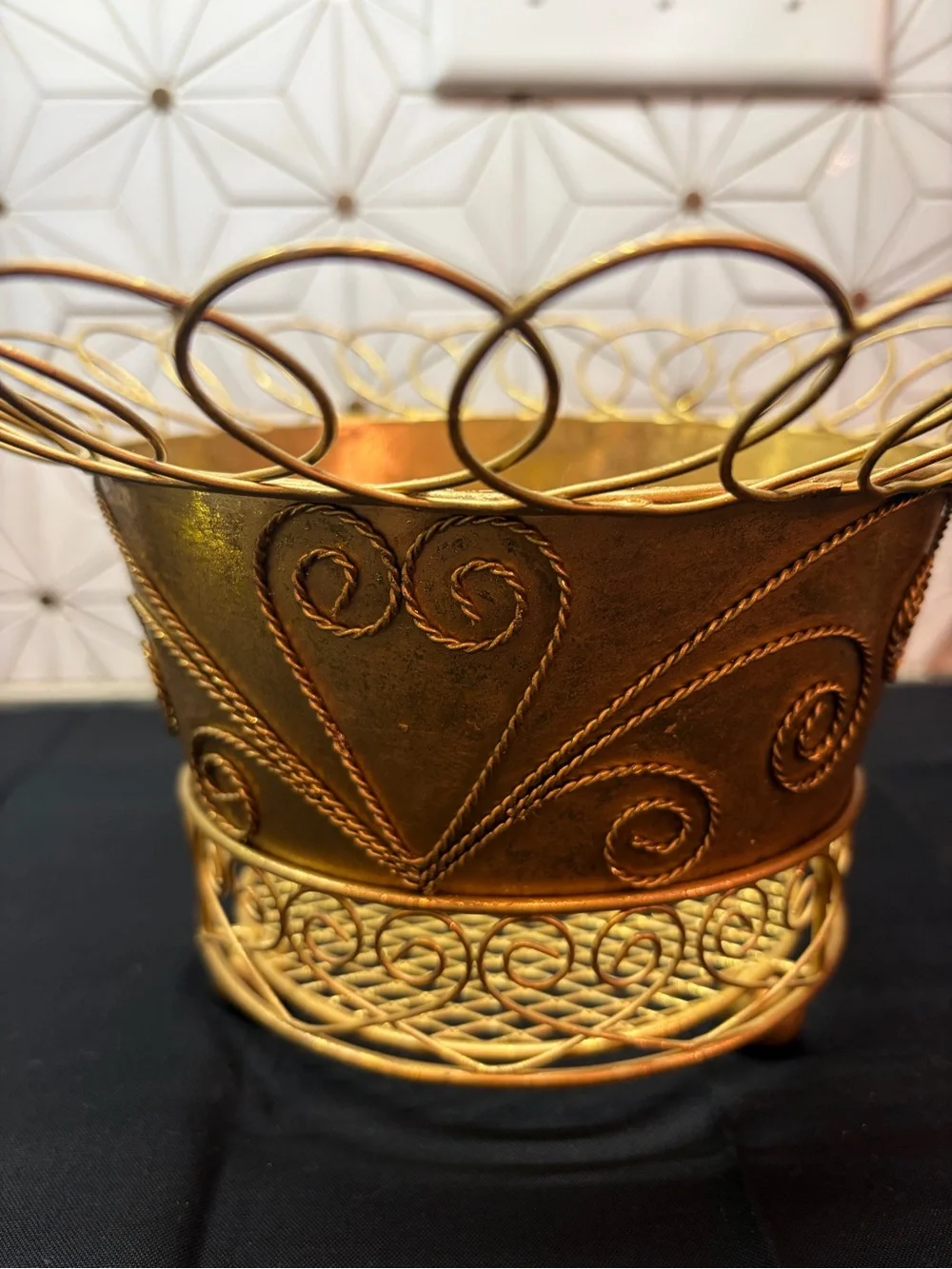 Vintage Gold Metal Plant Stand Planter Cachepot Hollywood Regency Scroll Wire